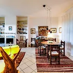 Holiday home Scenic Retreat, Panoramic Near Pula Chia *