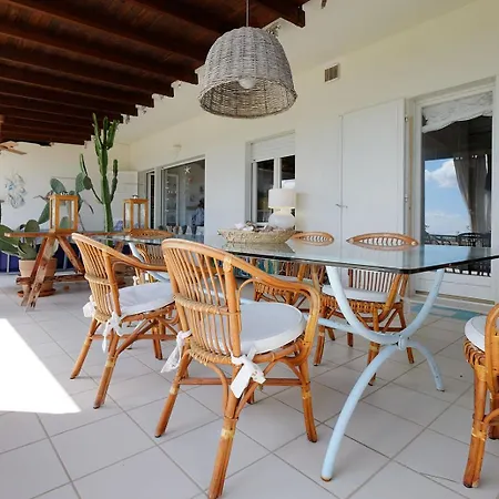 Scenic Retreat, Panoramic Near Pula Chia Ferienhaus