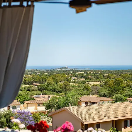 Scenic Retreat, Panoramic Near Pula Chia *