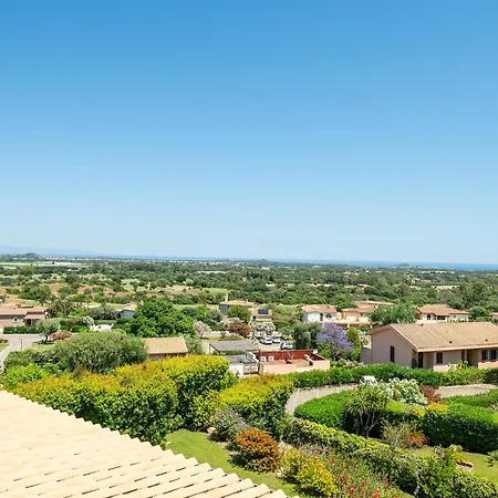 Scenic Retreat, Panoramic Near Pula Chia Casa de Férias