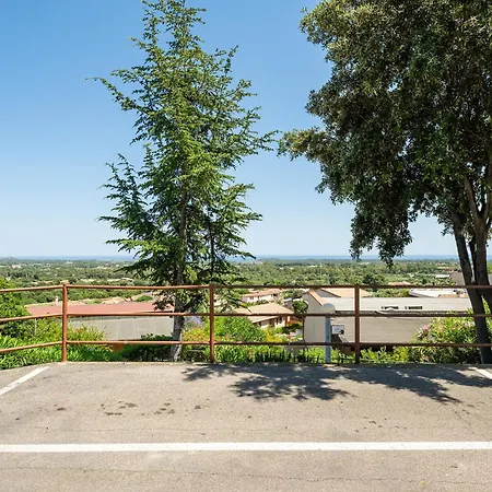 Scenic Retreat, Panoramic Near Pula Chia Holiday home Is Molas