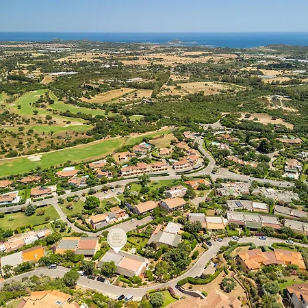 بيت للعطل Scenic Retreat, Panoramic Near Pula Chia